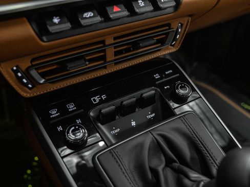 Used 2023 Porsche 911 Sport Classic image 35