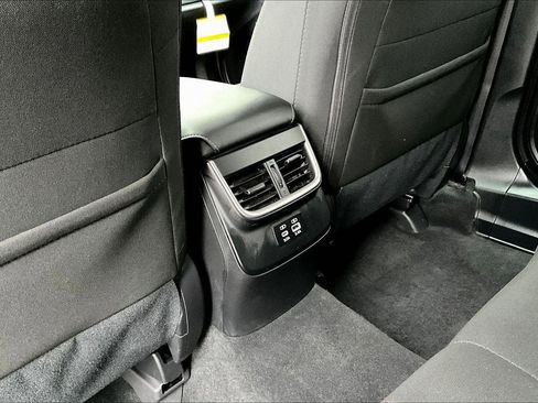 Used 2025 Subaru Outback Premium w/ Popular Package #1A AWD/4WD image 33