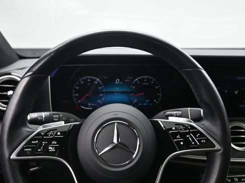 Used 2022 Mercedes-Benz E 450 4MATIC All-Terrain Wagon image 14