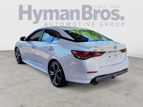 Used 2021 Nissan Sentra SR FWD image 5
