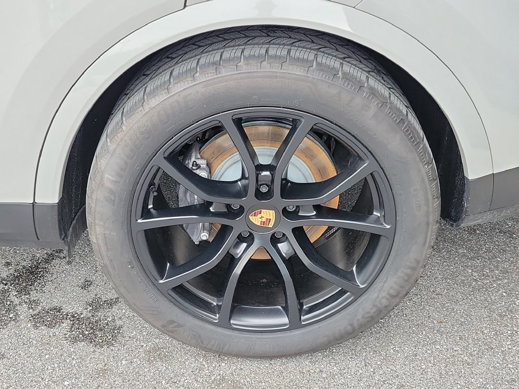 Certified 2026 Porsche Cayenne Coupe AWD/4WD image 11