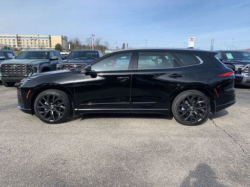 Used 2025 Toyota Crown Signia image 9