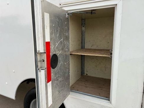 Used 2007 Chevrolet Express 3500 RWD image 21