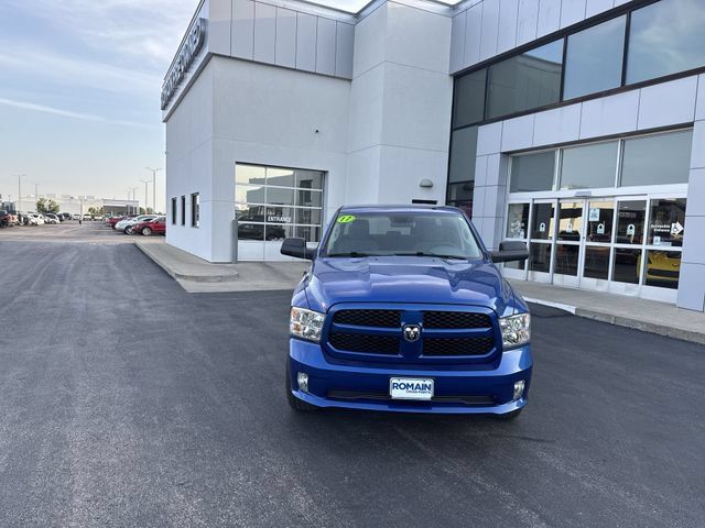 Used 2017 RAM 1500 Express w/ Express Value Package AWD/4WD image 7