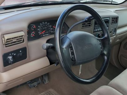 Used 2001 Ford F250 Lariat