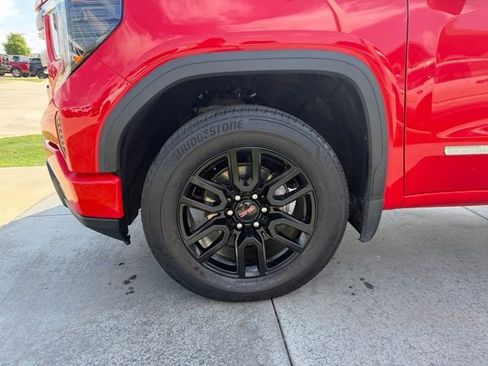 Used 2022 GMC Sierra 1500 Elevation image 4