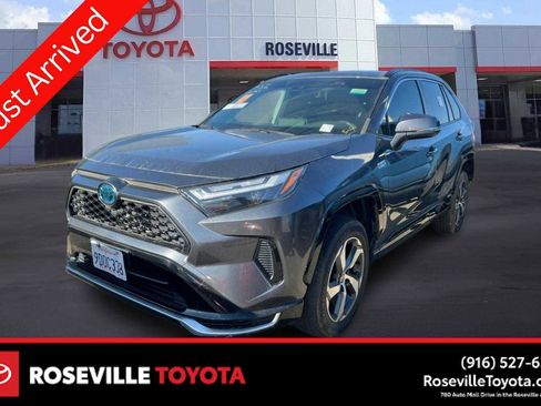Used 2022 Toyota RAV4 SE w/ Carpet Mat Package (TMS) AWD/4WD image 1