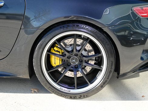 Used 2019 Mercedes-Benz AMG GT R image 10