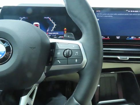 Used 2023 BMW X1 xDrive28i w/ Premium Package image 12