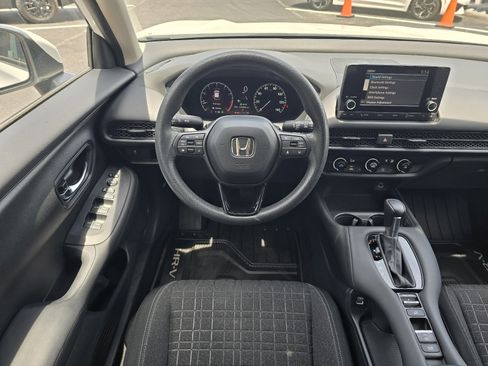 Used 2023 Honda HR-V LX image 13