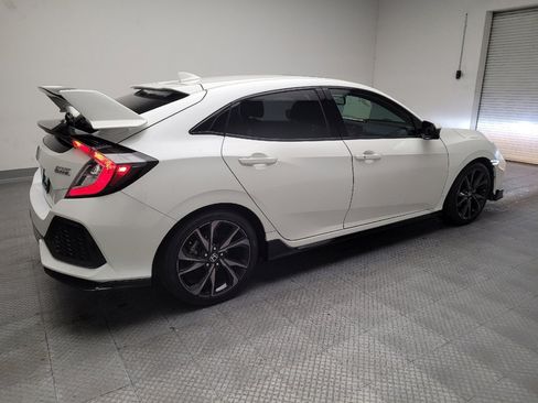 Used 2018 Honda Civic Sport Touring image 10