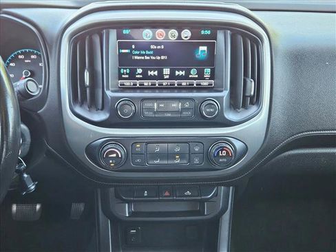 Used 2017 GMC Canyon SLE w/ SLE Convenience Package RWD image 13