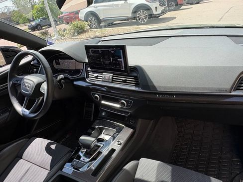 Used 2024 Audi SQ5 Prestige AWD/4WD image 31