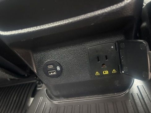 Used 2024 Ford Ranger XLT image 12