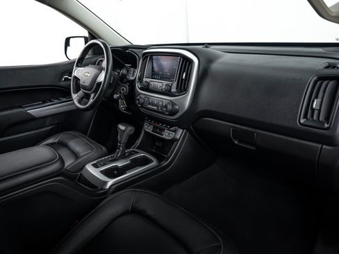 Used 2021 Chevrolet Colorado LT w/ Safety Package AWD/4WD image 8