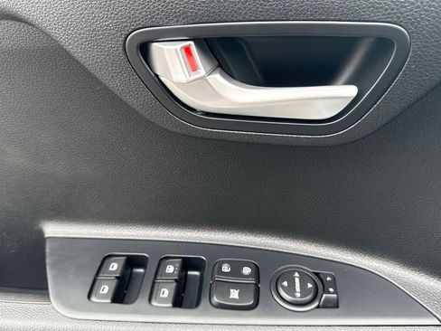 Used 2023 Kia Rio S FWD image 20
