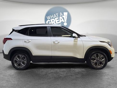 Certified 2024 Kia Seltos S AWD/4WD image 2