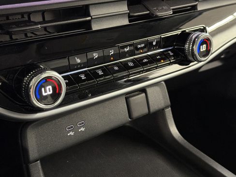 Certified 2026 Honda Prologue Touring image 17