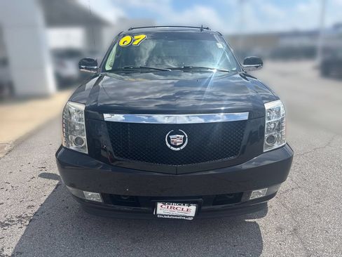 Used 2007 Cadillac Escalade EXT w/ Information Package AWD/4WD image 12