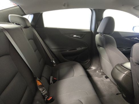 Used 2024 Chevrolet Malibu RS w/ LPO, Floor Liner Package FWD image 19