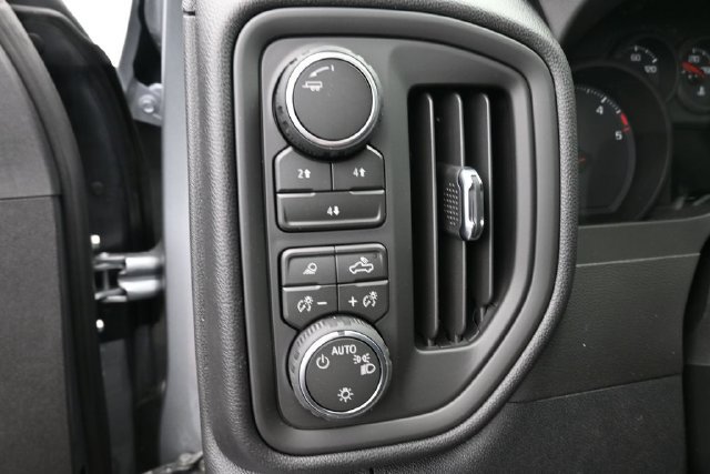 New 2026 Chevrolet Silverado 2500 Custom w/ Custom Value Package AWD/4WD image 20