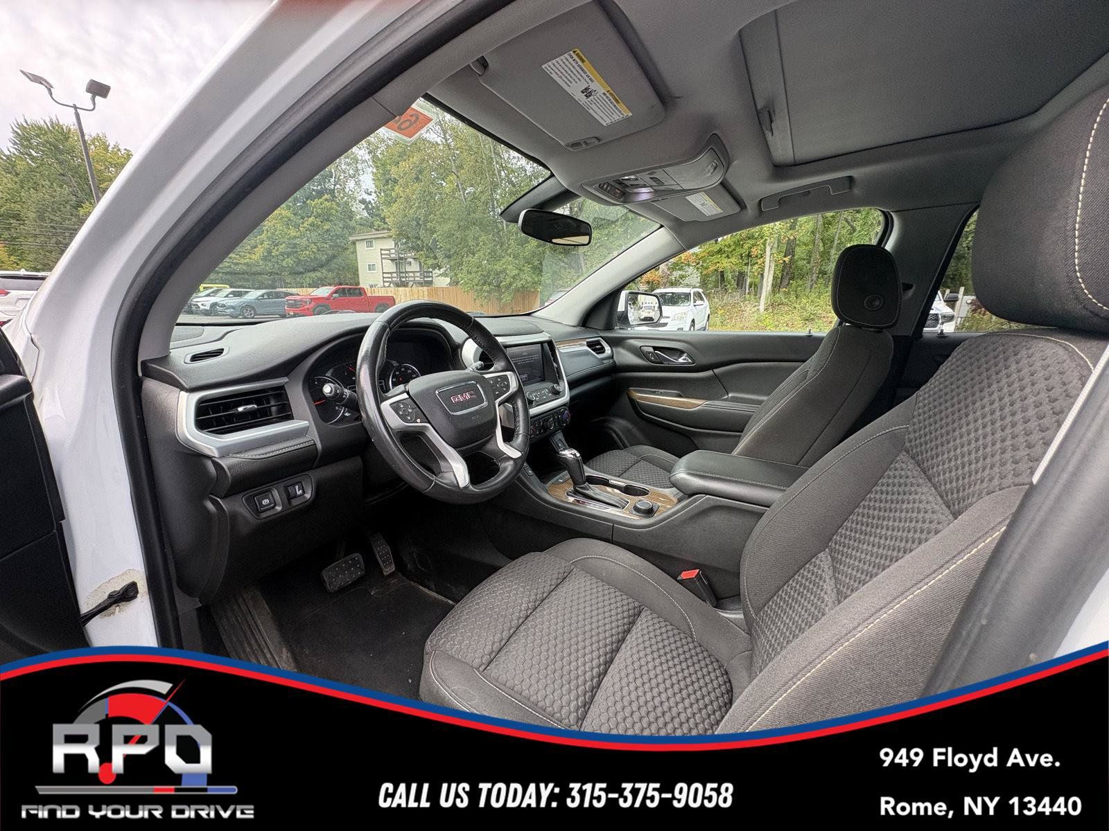 Used 2017 GMC Acadia SLE AWD/4WD image 5