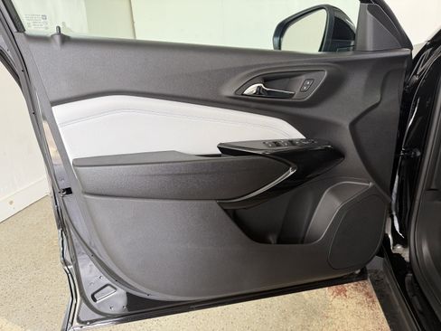 New 2026 Chevrolet Trax LT w/ LT Convenience Package image 15