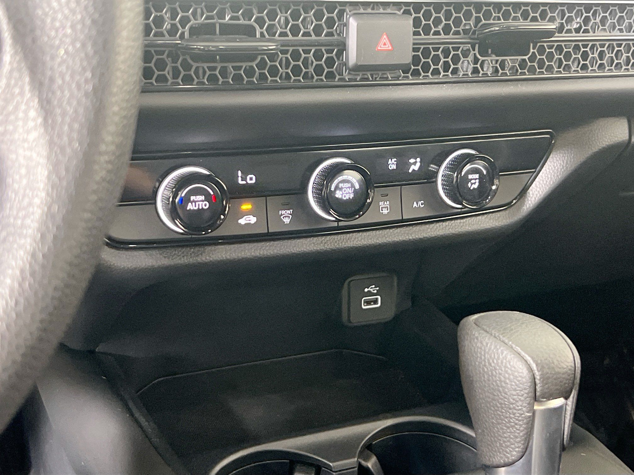 Used 2025 Honda HR-V LX image 15