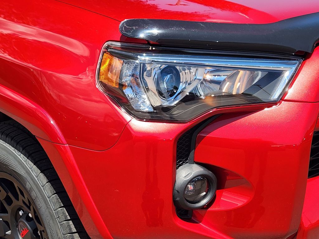 Used 2023 Toyota 4Runner SR5 Premium AWD/4WD image 28