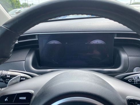 Certified 2023 Hyundai Tucson Limited AWD/4WD image 10