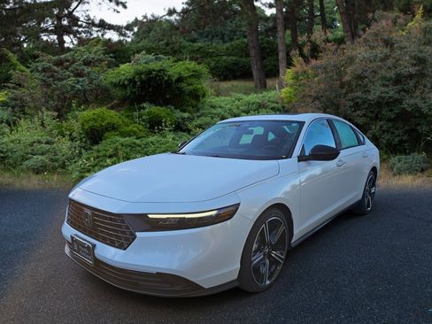 New 2025 Honda Accord Sport image 4