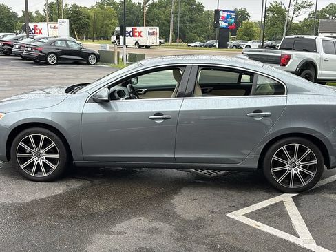 Used 2018 Volvo S60 T5 Inscription AWD/4WD image 3
