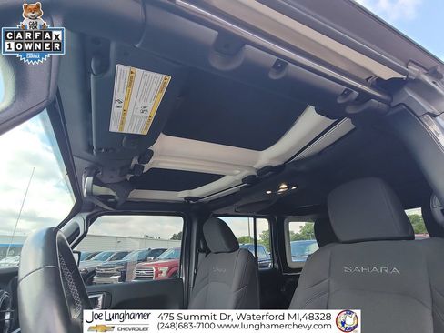 Used 2022 Jeep Wrangler Unlimited Sahara w/ Cold Weather Group AWD/4WD image 21