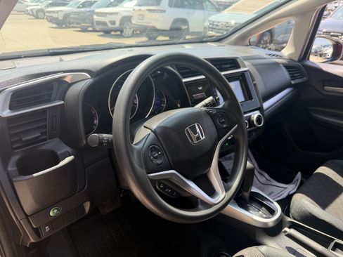 Used 2017 Honda Fit LX image 31