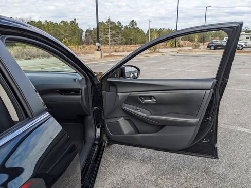 Used 2024 Nissan Sentra SV image 52