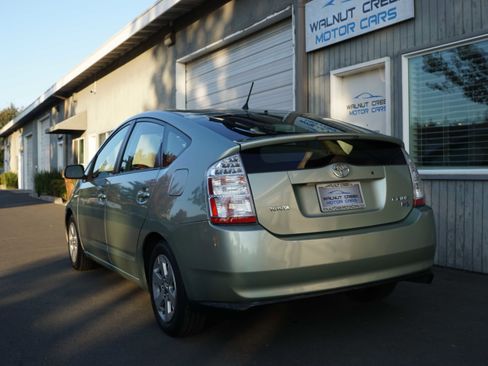 Used 2007 Toyota Prius Touring image 16