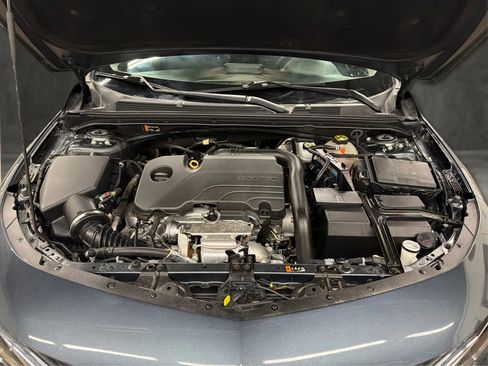 Used 2021 Chevrolet Malibu LT image 9