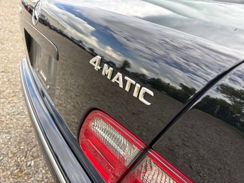 Used 2002 Mercedes-Benz E 320 4MATIC Sedan image 5