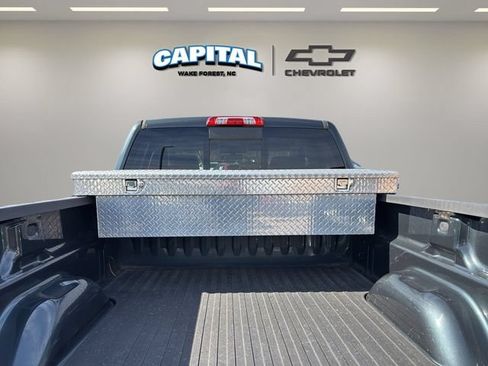 Used 2018 Chevrolet Silverado 1500 LTZ w/ LTZ Plus Package AWD/4WD image 34