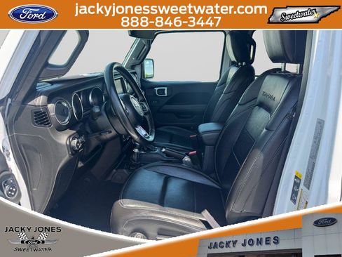 Used 2021 Jeep Wrangler Unlimited Sahara AWD/4WD image 10