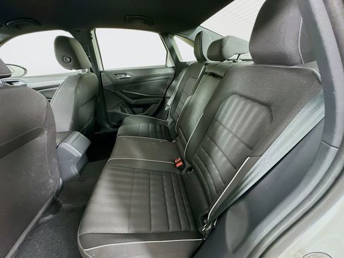 Used 2024 Volkswagen Jetta Sport FWD image 33
