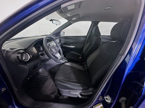 Used 2018 Nissan Kicks SV w/ Exterior Package image 13