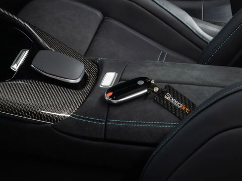 Used 2025 Mercedes-Benz AMG GT 63 image 18