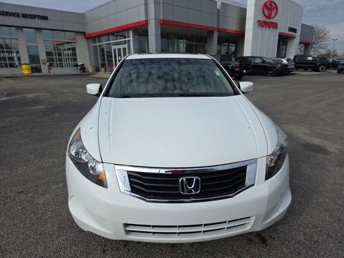 Used 2010 Honda Accord EX-L image 3
