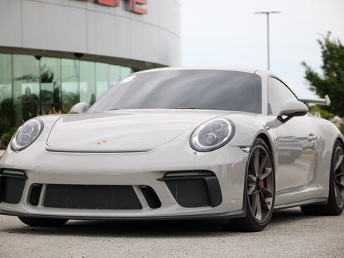 Certified 2018 Porsche 911 GT3 RWD image 11