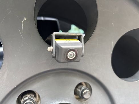 Used 2018 Jeep Wrangler Unlimited Sport image 25