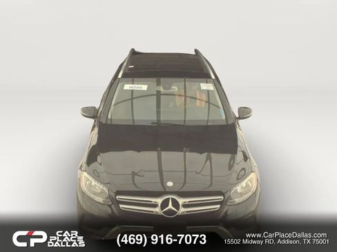 Used 2017 Mercedes-Benz GLC 300 4MATIC w/ Premium 2 Package image 3