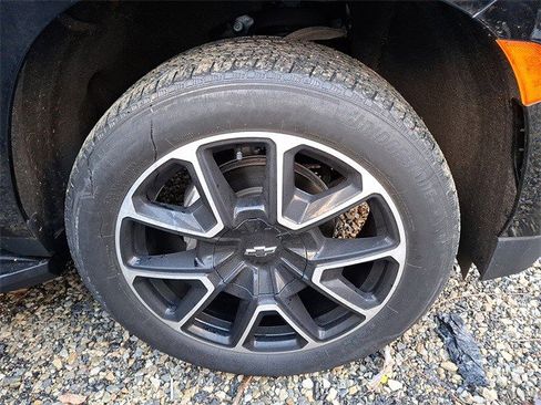 Certified 2021 Chevrolet Tahoe RST w/ Luxury Package image 9