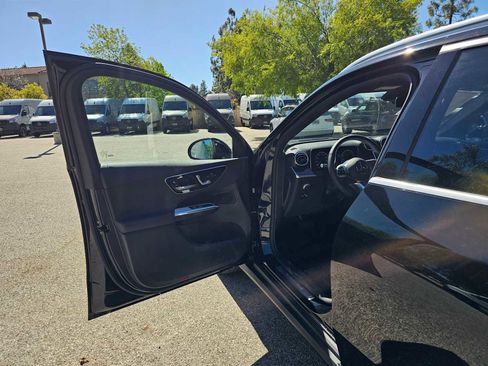 New 2026 Mercedes-Benz GLC 300 4MATIC image 19