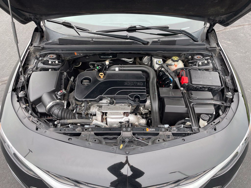 Used 2019 Chevrolet Malibu RS FWD image 30
